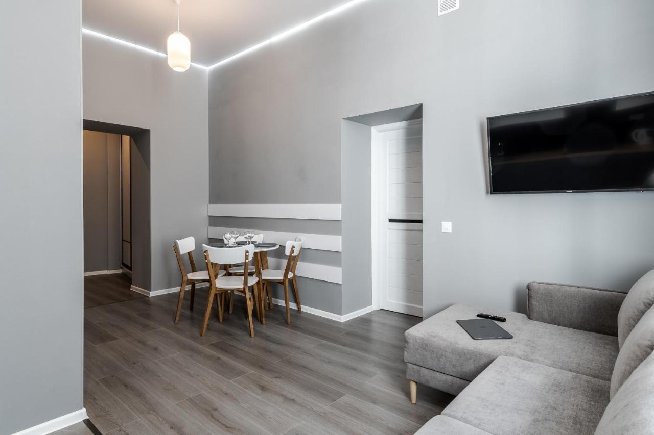 Inshiapartments On Popovycha Str Lviv Extérieur photo